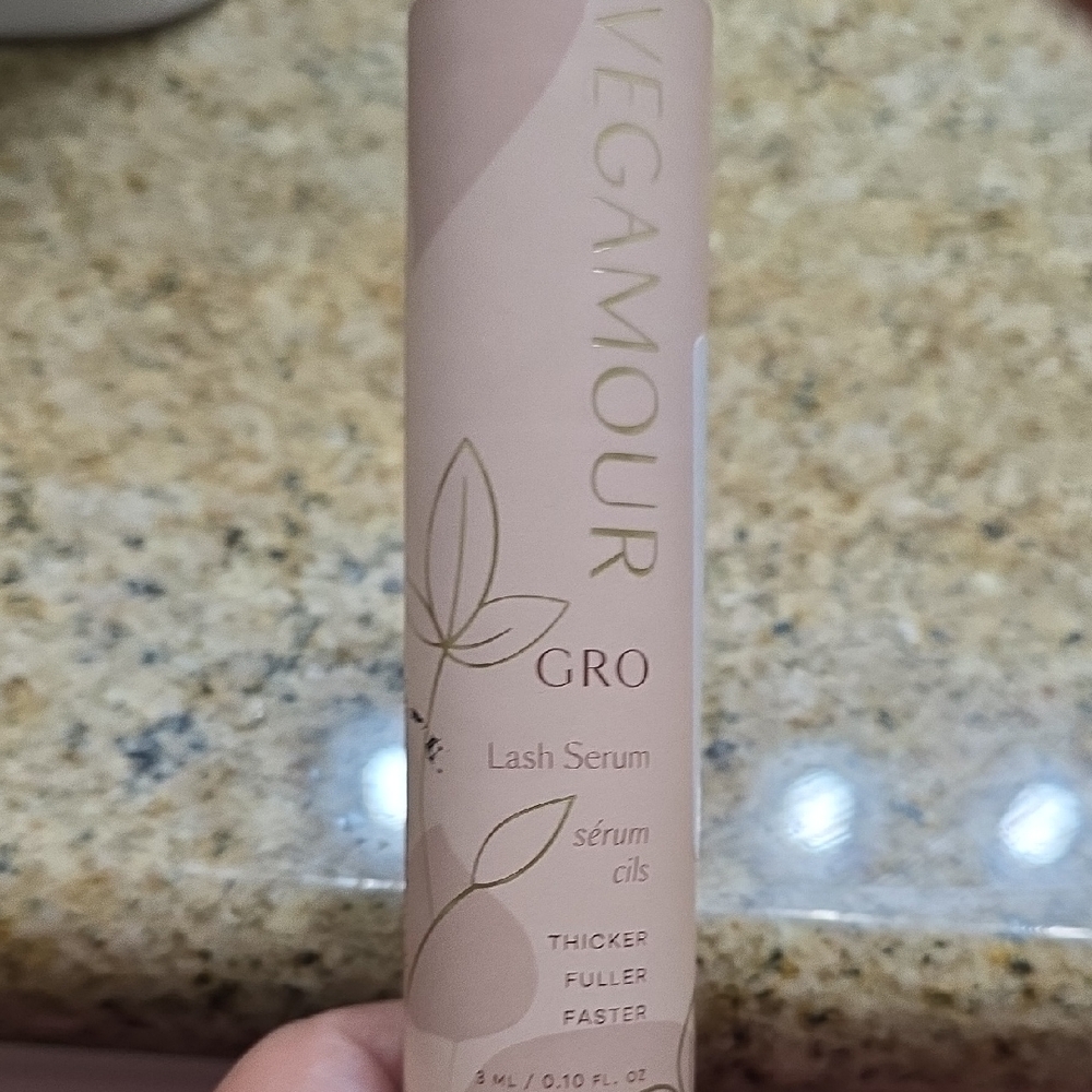 Vegamour Lash Thickner